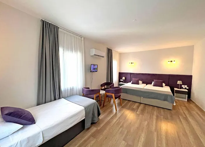 Lighthouse By Holidaykeys キレニア