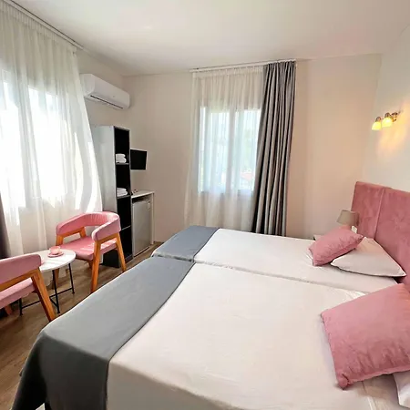 Otel Lighthouse Hotel *
